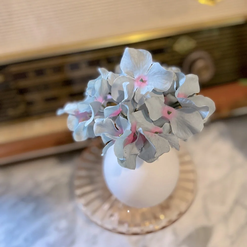 ✨NEW💐Target Bullseye Playground White Vase with Vintage Blue Faux Florals🌸